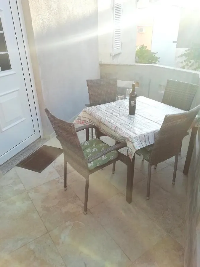 Apartment Pradini Poljana  Poljana (Ugljan)