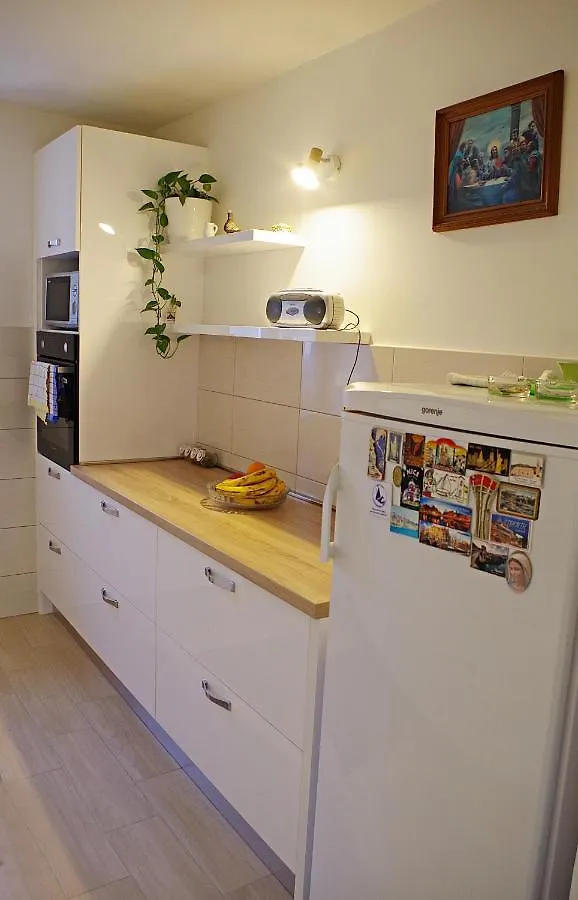 Apartment Pradini Poljana  0*, Poljana (Ugljan) كرواتيا