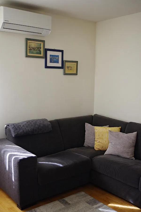 Apartment Pradini Poljana  Poljana (Ugljan)